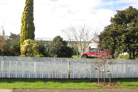 Photo of property in 108 Beaumonts Way, Manurewa, Auckland, 2102