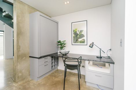 Photo of property in 4 Mere Mere Avenue, Palmerston North, 4414