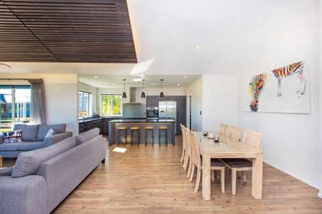 Photo of property in 33 Baxter Michael Crescent, Cambridge, 3434