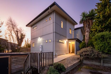 Photo of property in 9 Trevathan Lane, Wanaka, 9305