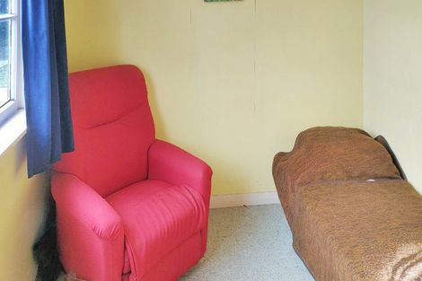 Photo of property in 14 Harbour Street, Foxton, 4814