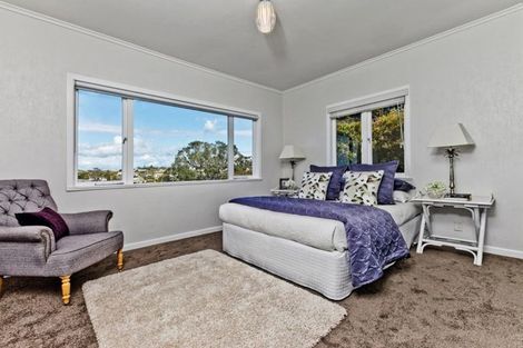 Photo of property in 68a Kowhai Road, Campbells Bay, Auckland, 0630