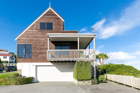 Photo of property in 9 Kapil Grove, Khandallah, Wellington, 6035