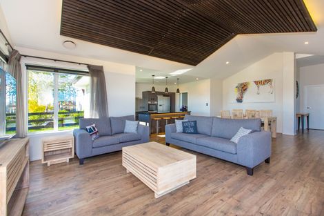 Photo of property in 33 Baxter Michael Crescent, Cambridge, 3434