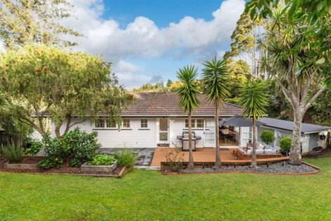 Photo of property in 11 West Glade Crescent, Birkenhead, Auckland, 0626