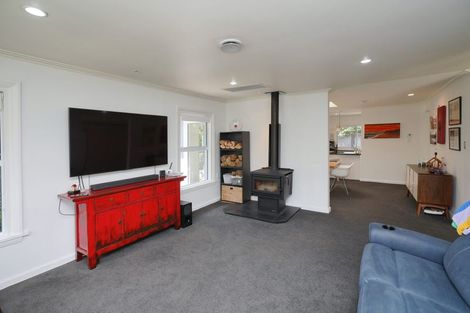 Photo of property in 17 Joyce Crescent, Ilam, Christchurch, 8041