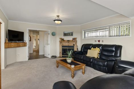 Photo of property in 11b Redwood Crescent, Hurdon, New Plymouth, 4310