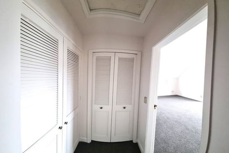 Photo of property in 11 Lawson Place, Mount Victoria, Wellington, 6011