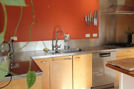 Photo of property in 5 Awa Road, Miramar, Wellington, 6022