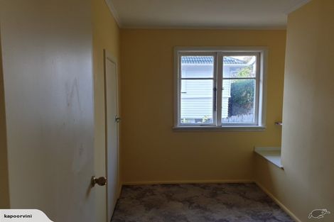 Photo of property in 6 Arahoe Road, New Lynn, Auckland, 0600