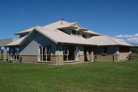 Photo of property in 132 Park Road, Putauaki, Whakatane, 3192