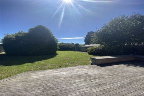 Photo of property in 16 Mclellan Place, Ilam, Christchurch, 8041