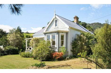 Photo of property in 150 Thames Coast Sh25 Road, Whakatete Bay, Thames, 3575