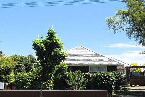 Photo of property in 237 Avonhead Road, Avonhead, Christchurch, 8042