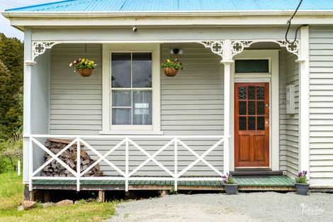 Photo of property in 27 Donnellys Station Road, Donnellys Crossing, Dargaville, 0379