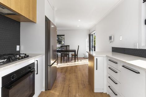 Photo of property in 20b Adams Road, Manurewa, Auckland, 2102