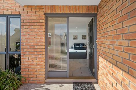 Photo of property in 8 Arkwright Place, Halswell, Christchurch, 8025