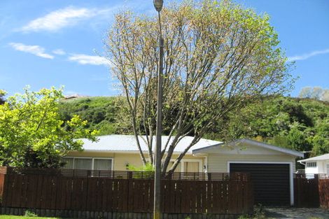 Photo of property in 22 Cawthron Crescent, Annesbrook, Nelson, 7011