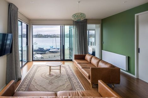 Photo of property in 460 Evans Bay Parade, Hataitai, Wellington, 6021