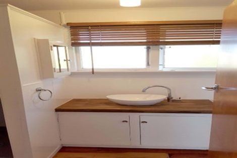 Photo of property in 61 Whiteley Street, Moturoa, New Plymouth, 4310