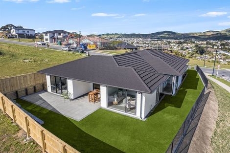 Photo of property in 189 John Burke Drive, Aotea, Porirua, 5024