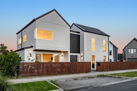 Photo of property in 6 Cara Avenue, Kumeu, 0810
