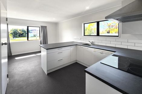 Photo of property in 14 Cardiff Place, Tamatea, Napier, 4112