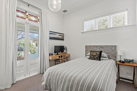 Photo of property in 108 Burnley Terrace, Sandringham, Auckland, 1025