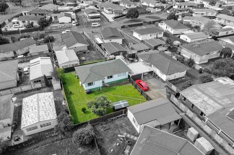 Photo of property in 2/26a Boundary Road, Clover Park, Auckland, 2019