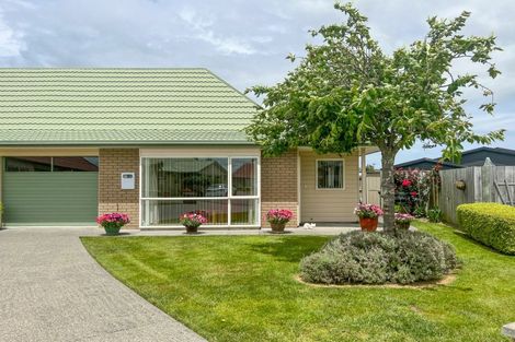 Photo of property in Villa Estate, 44/55 Armstrong Avenue, Carterton, 5713