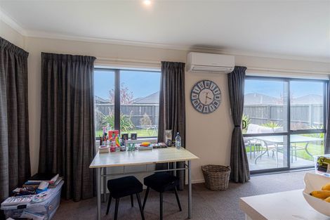 Photo of property in 27 Ragley Way, Rolleston, 7615