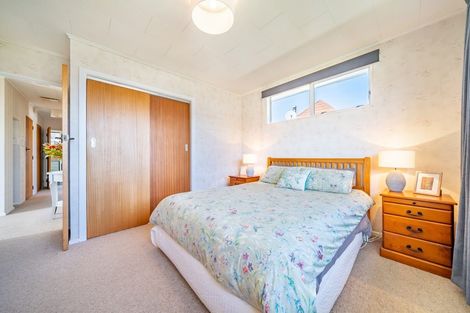 Photo of property in 18 Shanly Street, Brown Owl, Upper Hutt, 5018