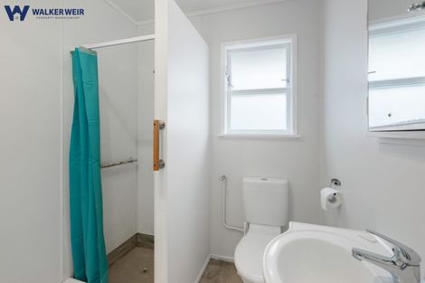 Photo of property in 3/680 Pakuranga Road, Howick, Auckland, 2010