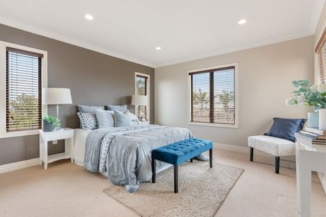 Photo of property in 11 Dunvegan Rise, East Tamaki Heights, Auckland, 2016