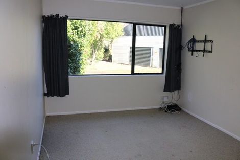 Photo of property in 19 Norwich Place, Awapuni, Palmerston North, 4412