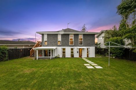 Photo of property in 22 Realm Place, Massey, Auckland, 0614