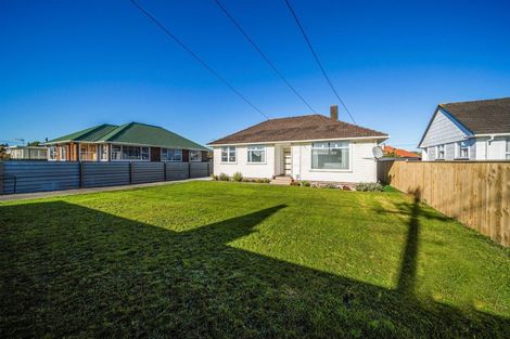 Photo of property in 279 South Road, Hawera, 4610