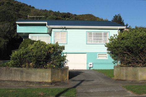 Photo of property in 107 Stokes Valley Road, Stokes Valley, Lower Hutt, 5019