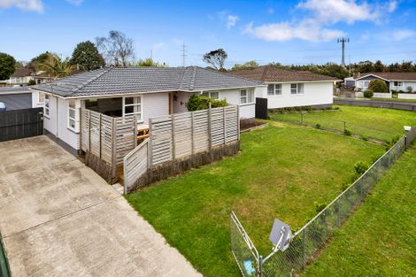 Photo of property in 72 Tatariki Street, Rosehill, Papakura, 2113