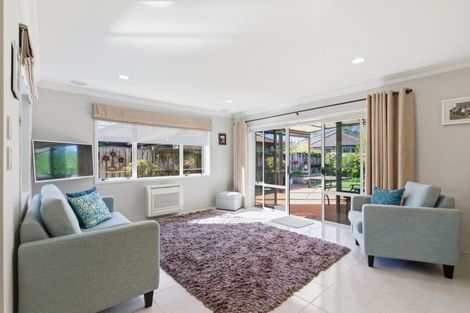 Photo of property in 29 Saint Heliers Place, Papamoa Beach, Papamoa, 3118