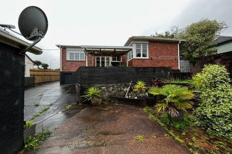 Photo of property in 18 Renton Road, Mount Albert, Auckland, 1025