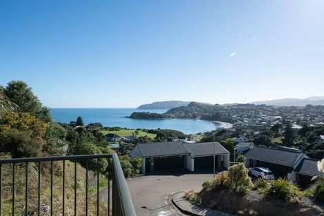 Photo of property in Ocean View Estate, 9/26 View Road, Titahi Bay, Porirua, 5022