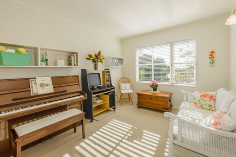 Photo of property in 10-10a Poplar Avenue, Raumati South, Paraparaumu, 5032