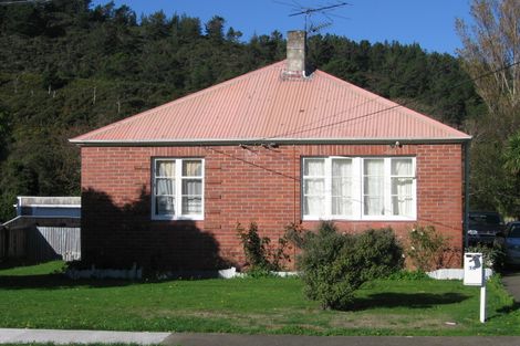 Photo of property in 14 Petherick Street, Taita, Lower Hutt, 5011