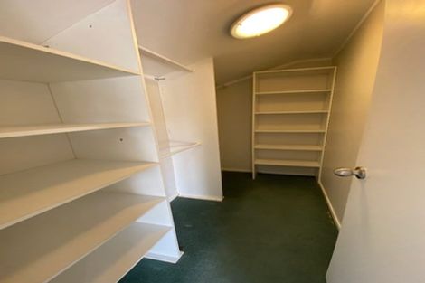 Photo of property in 66 Barbados Drive, Unsworth Heights, Auckland, 0632