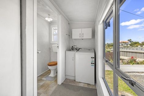 Photo of property in 6 Opotoru Road, Raglan, 3225