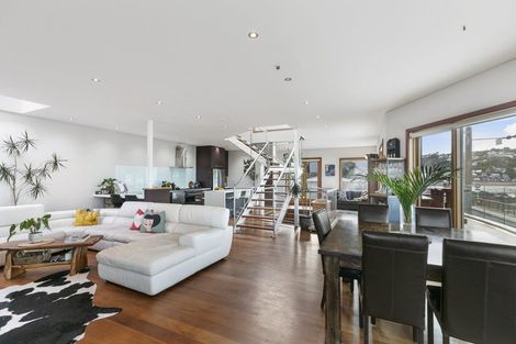 Photo of property in 110 Owhiro Bay Parade, Owhiro Bay, Wellington, 6023