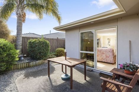 Photo of property in 14 Beachwater Drive, Papamoa Beach, Papamoa, 3118