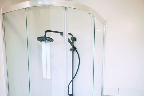 Photo of property in 2/471 Wairakei Road, Burnside, Christchurch, 8053