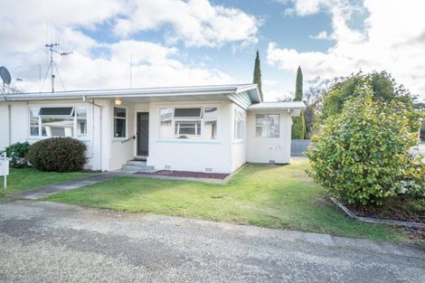 Photo of property in 15 Kiwi Court, Roslyn, Palmerston North, 4414